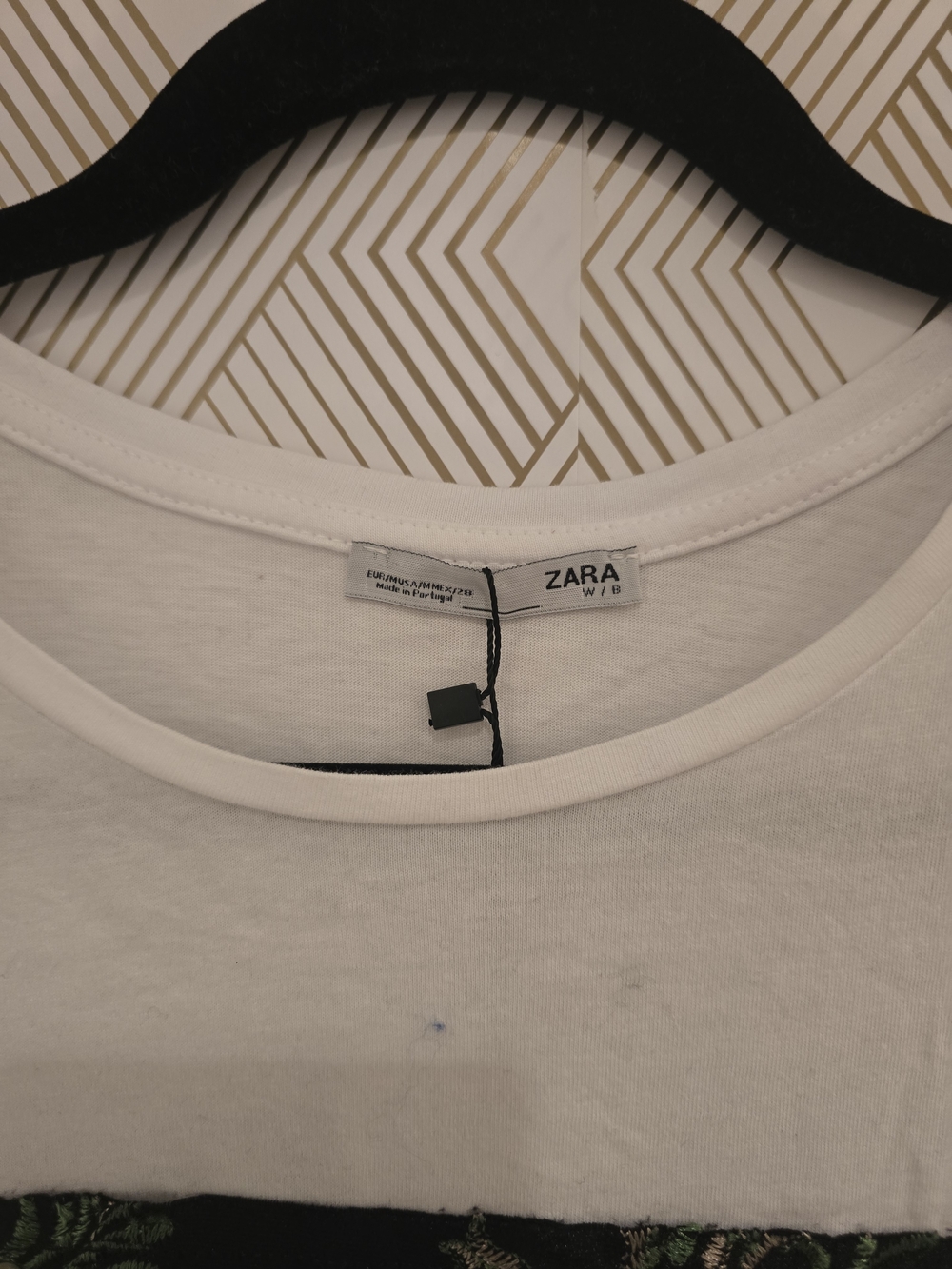 Zara Woman Basic Crewneck T-Shirt - Picture 4 of 6
